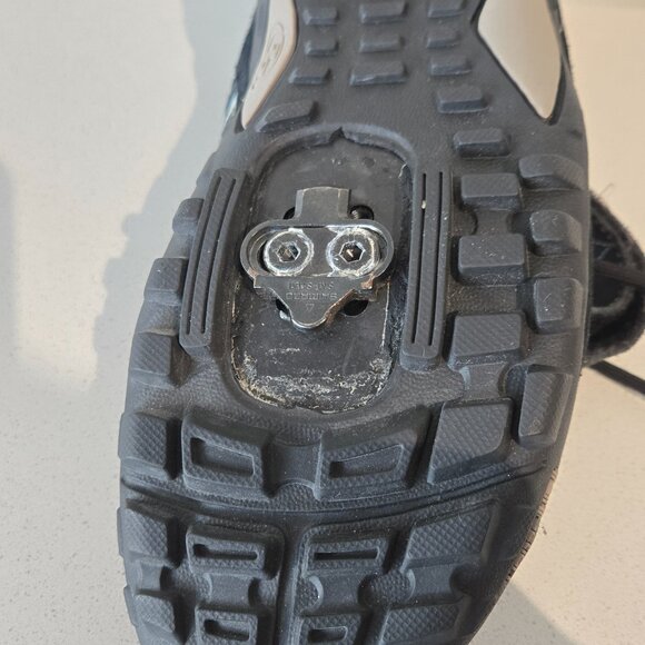 Specialized Tahoe Bike Shoes with Cleats - Picture 9 of 9